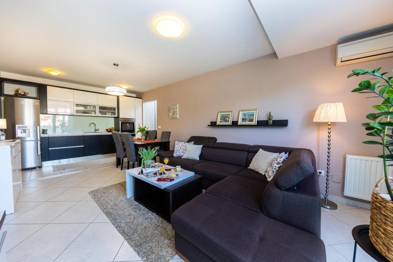Memories Apartment *